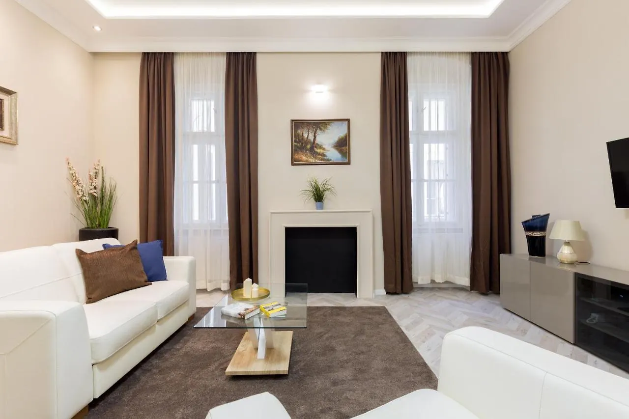 Cozy Dream Home In The Absolute Center Budapest